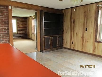 Dining area to living room