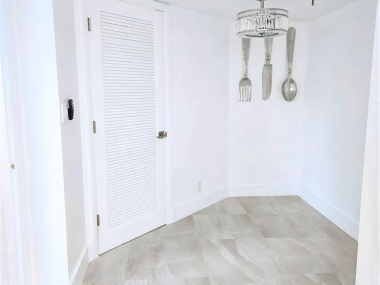 6463 La Costa Dr #301 — Photo 4