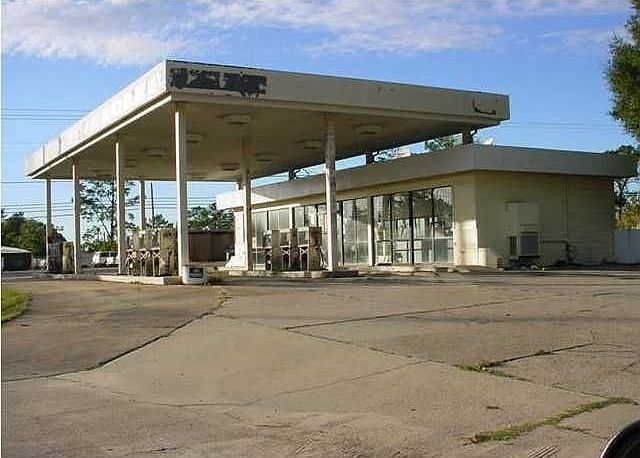 1st image of 510 N Ferdon Blvd