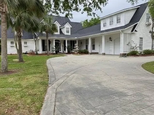 28 Muirfield Dr, La Place, LA 70068