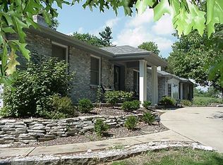 429 Snipes Dr, Saint Charles, MO 63303