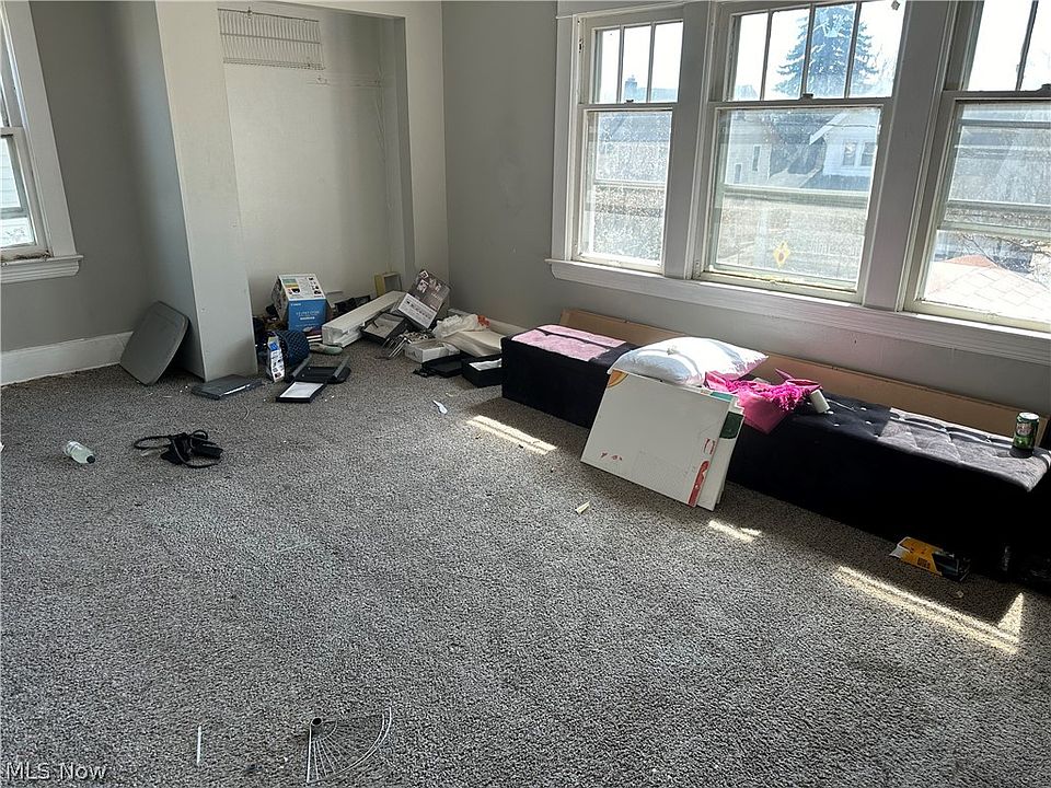 2nd image of 13405 Beachwood Ave