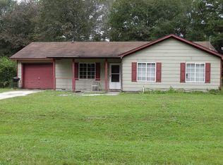 1104 Brewster Ave, Woodbine, GA 31569