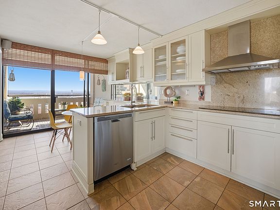 5th image of 1 Gold Street #17D&E