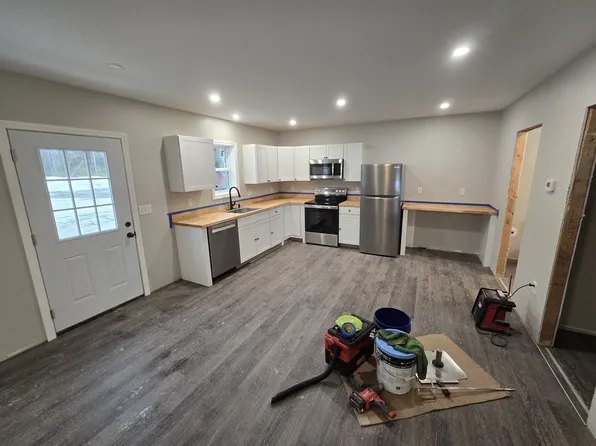 17 Harding Way #1, Orrington, ME 04474