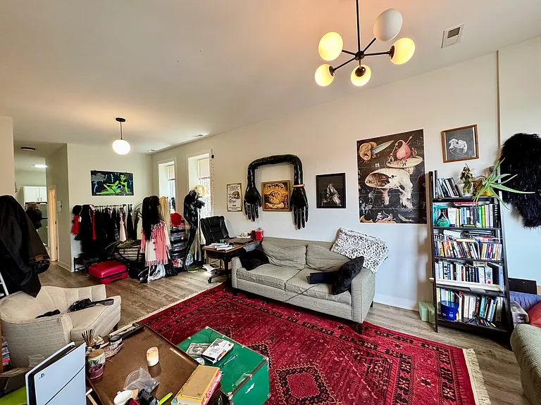 3203 W Armitage Ave #2F — Photo 7