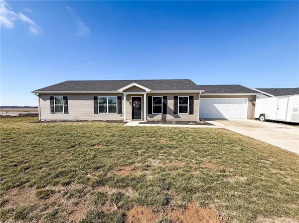 1109 S Walters St, Robinson, IL 62454