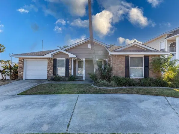 1401 Drake Ln, Gretna, LA 70056