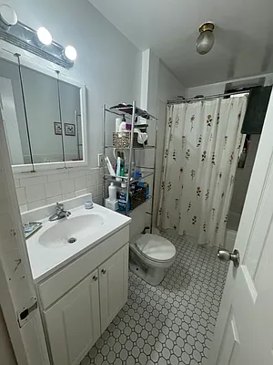 Rented by CNYC Apartments | media 6
