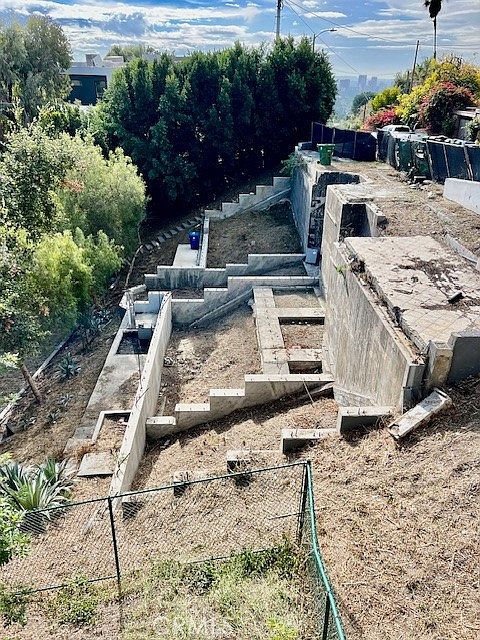 1st image of 1312 Beverly Grove Pl #B