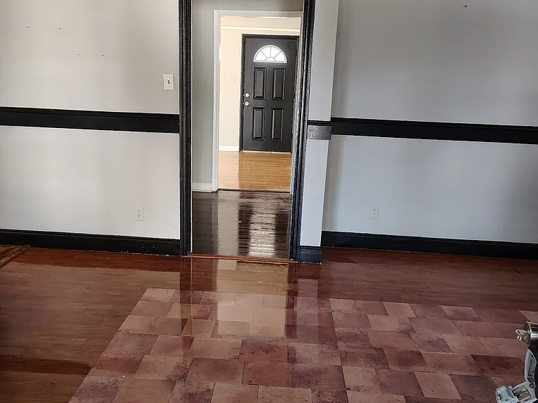 23 1/2 Sommersworth Ave — Photo 15