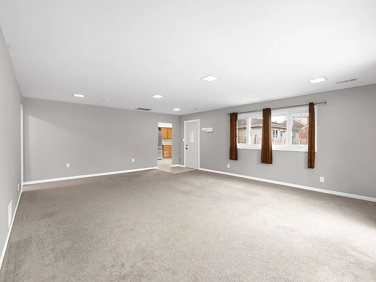 232 Highland Rd — Photo 15