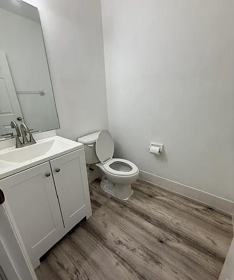 2415 NE 42nd Ave — Photo 7