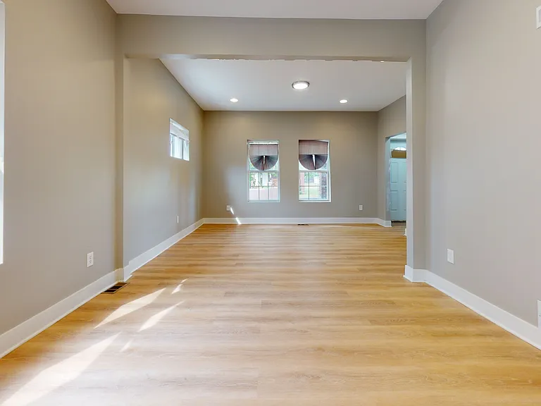 7640 Woodrow Wilson St #1 — Photo 9