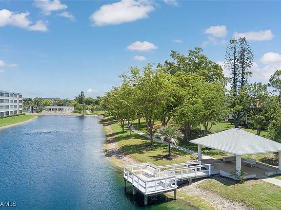 4th image of 14931 Park Lake Dr APT 209