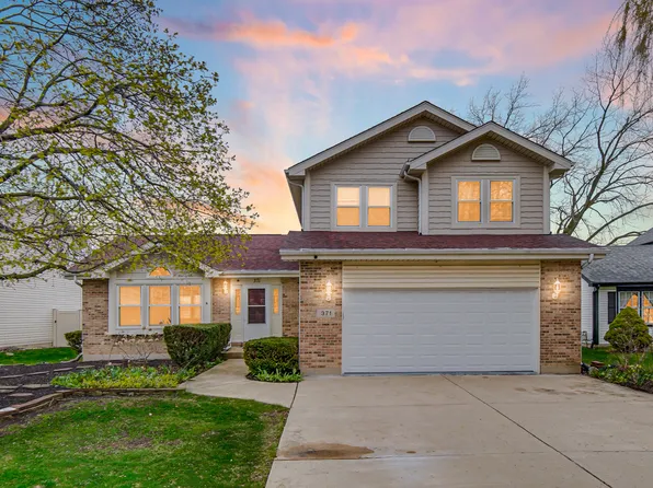 371 Cimarron Ct, Aurora, IL 60504