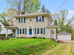 619 Homecrest Ave, Kalamazoo, MI 49001