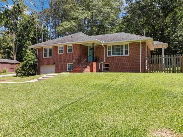 108 Buena St, Bremen, GA 30110