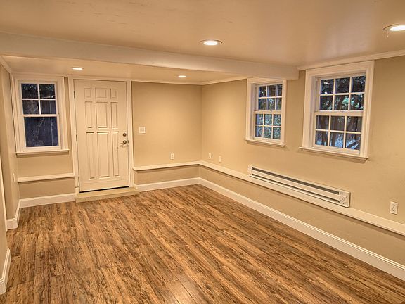 3rd image of 349 Massol Ave APT 8