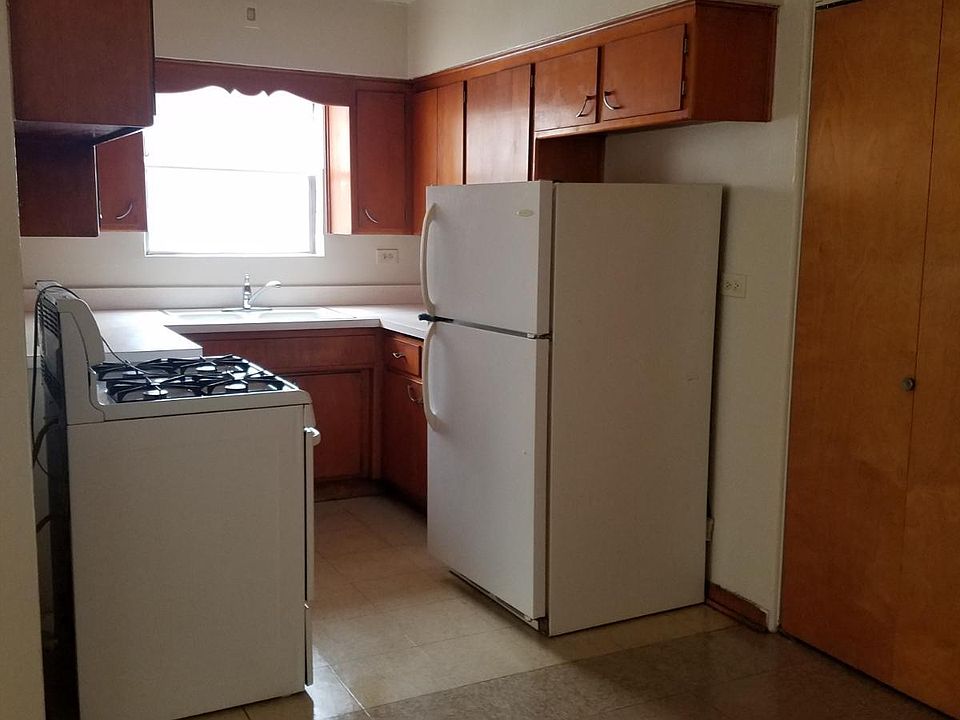 1st image of 8647 S Elizabeth St Floor 2