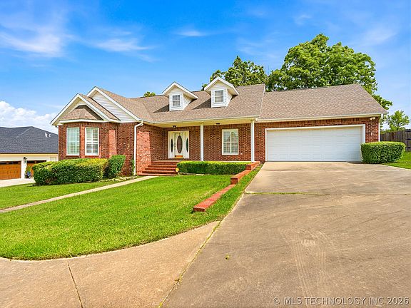 2nd image of 1409 Timber Ln