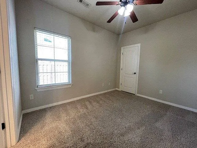 3895 Baltic St — Photo 6