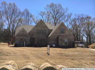 7377 Gables Dr, Olive Branch, MS 38654