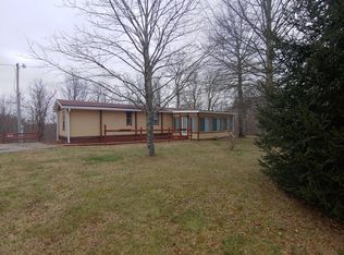 27618 Jackson Rd, Borden, IN 47106