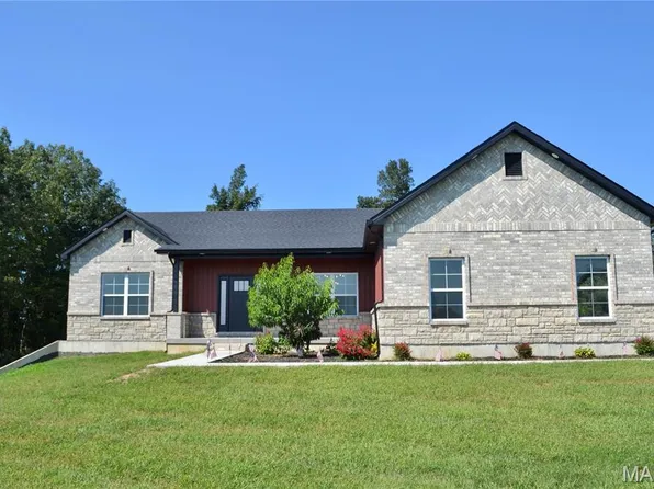 3525 Weatherby Ln, Farmington, MO 63640