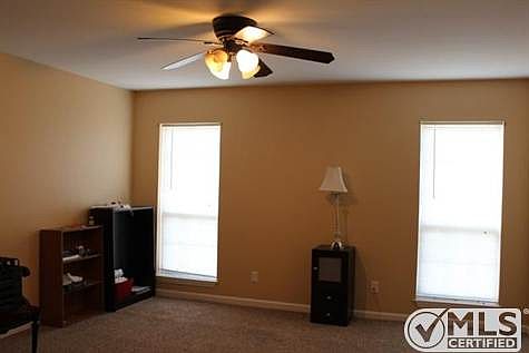 5th image of 2321 Jodi Ln