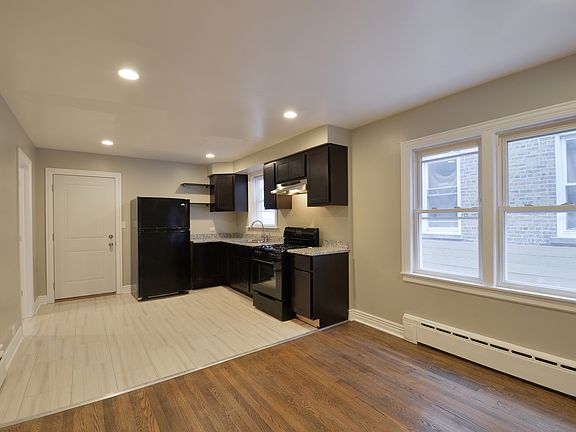 4th image of 4158 W Nelson St Unit 2