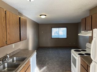 426 S 11th St #2, Bismarck, ND 58504