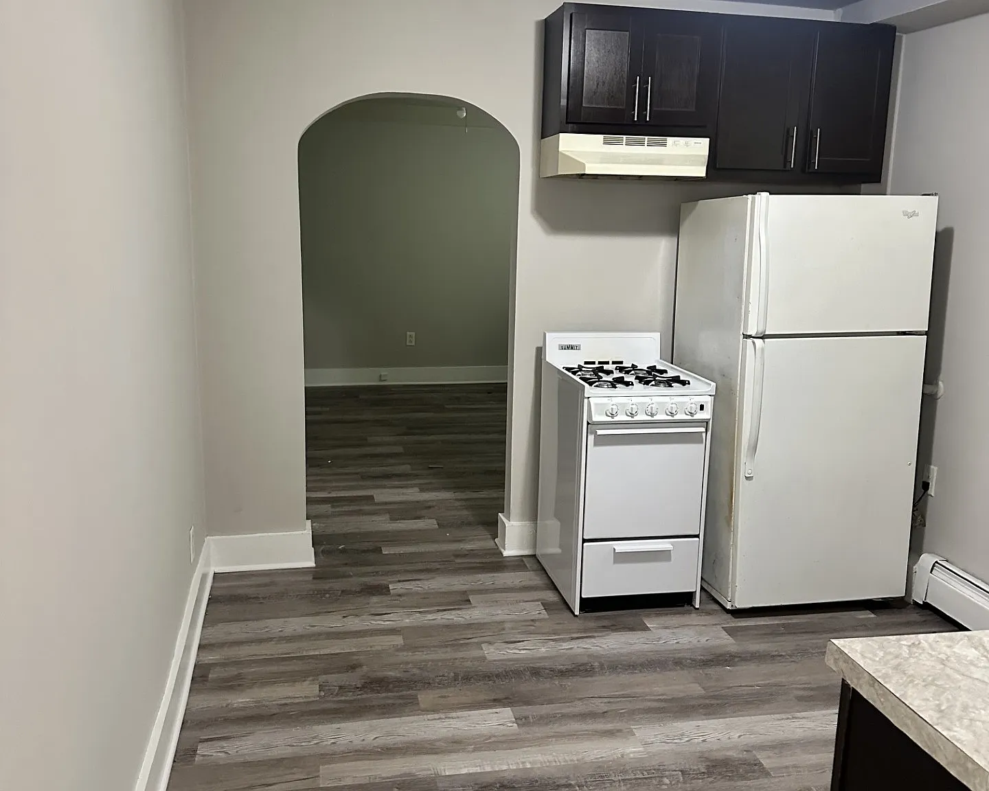 2 bed, 720 sqft, $1,600 — Photo 2