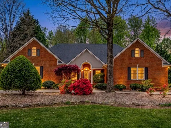 6628 Windvane Point, Clermont, GA 30527