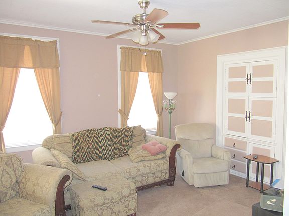 5th image of 25 Deforest St