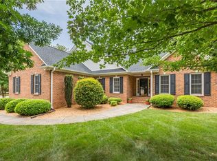 1500 Cabot Place Ct, Kernersville, NC 27284