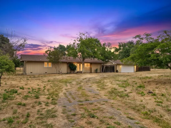 744 Mockingbird Ln, Pleasanton, CA 94566