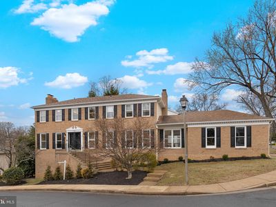 4755 40th St N, Arlington, VA, 22207