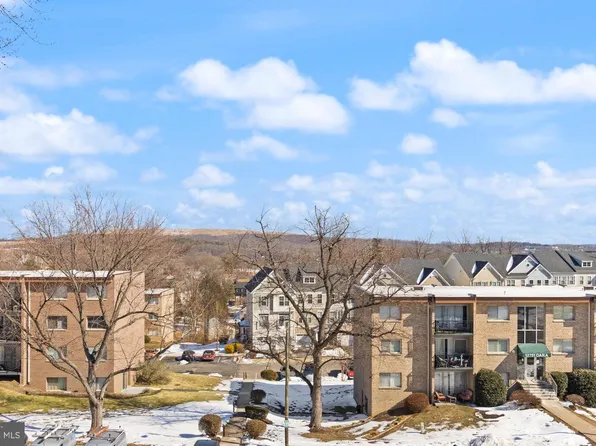 1604 Renate Dr APT 302, Woodbridge, VA 22192