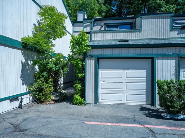 299 Shasta Dr Unit 26, Vacaville, CA 95687