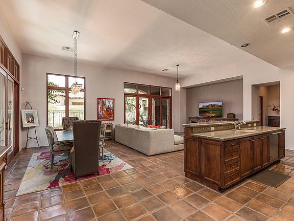 4th image of 3044 S Primrose Ct