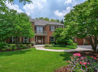 2324 Mohawk Ln, Glenview, IL