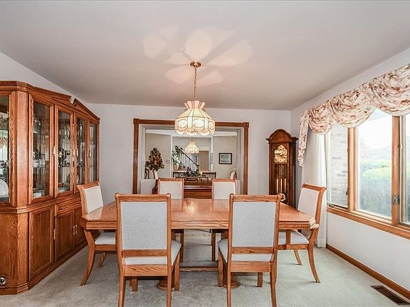 4th image of 7734 Coventry Ln