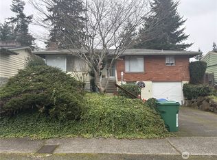 13308 28th Ave NE, Seattle, WA 98125