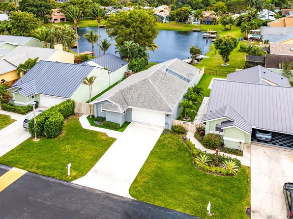 1221 NW 19th Terrace, Delray Beach, FL 33445