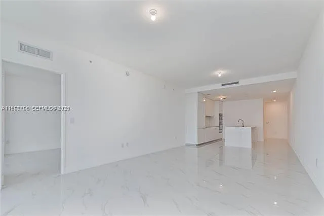 700 NE 24th St #5405 — Photo 6