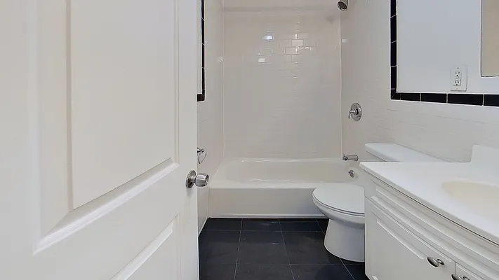 Rented by Compass | media 20