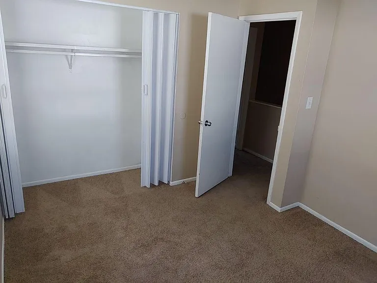 1121 Johnson Ave #2 — Photo 10