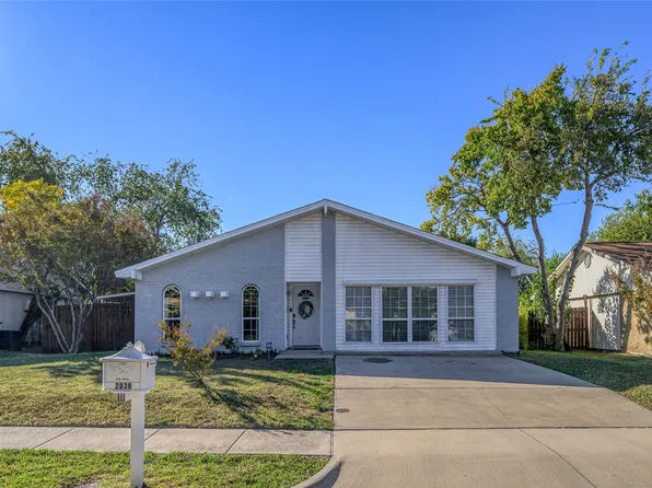 2038 Rose Hill Rd, Carrollton, TX 75007
