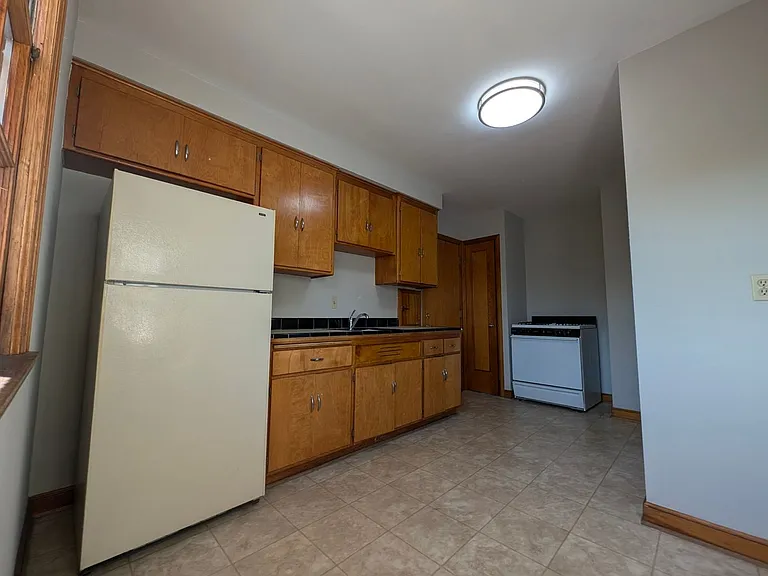 5515-5519 W Martin Dr — Photo 34